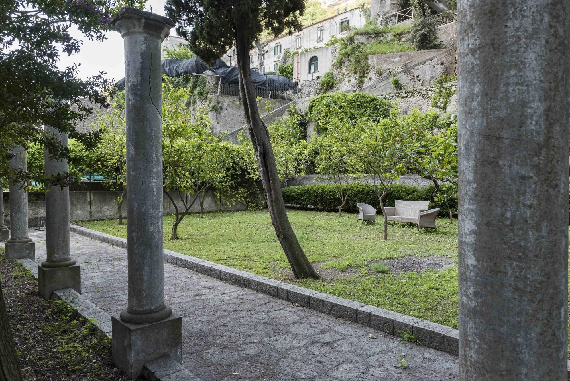 Hotel Villa Annalara Charme And Relax Amalfi Exterior foto