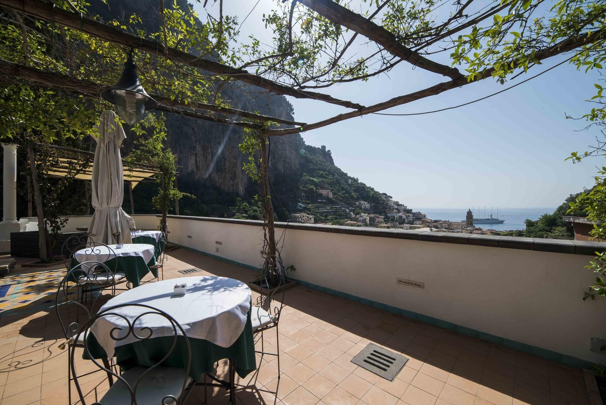 Hotel Villa Annalara Charme And Relax Amalfi Exterior foto